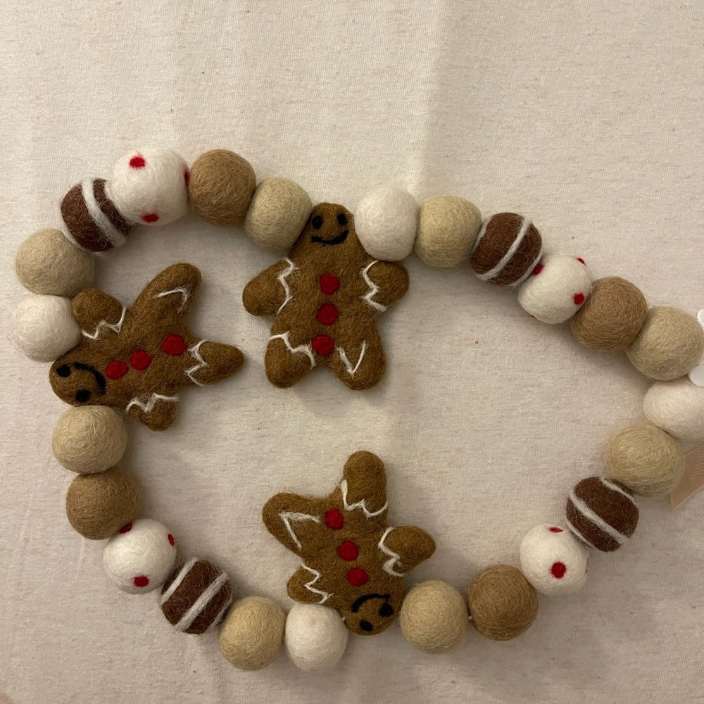 Gingerbread Cookies Garland